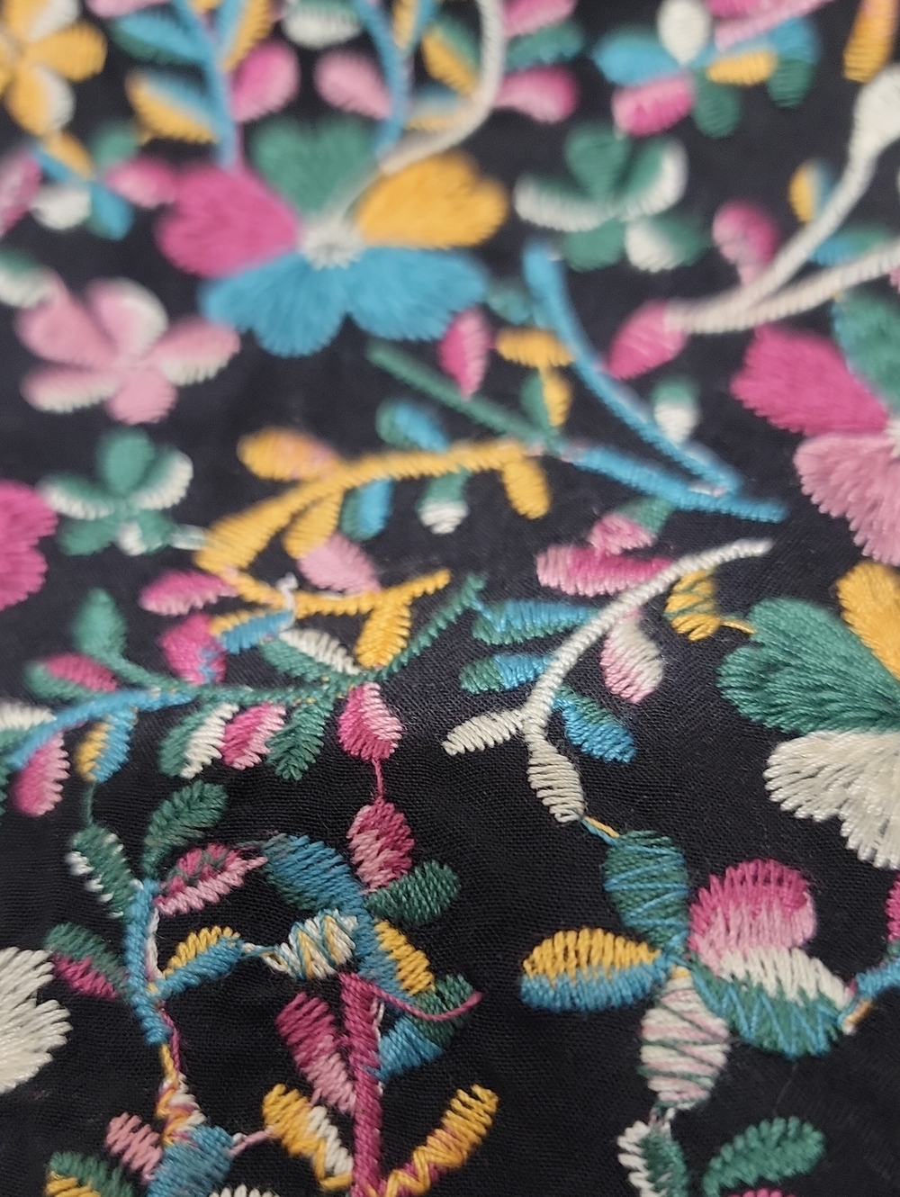 Savanna Jane Black Colorful Floral Embroidered Long-Sleeve Tunic Sz Large - Picture 16 of 16